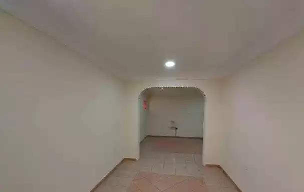 住宅 就绪物业 3 间卧室 U/F 公寓  出租 在 萨德 , 多哈 #7511 - 1  image 